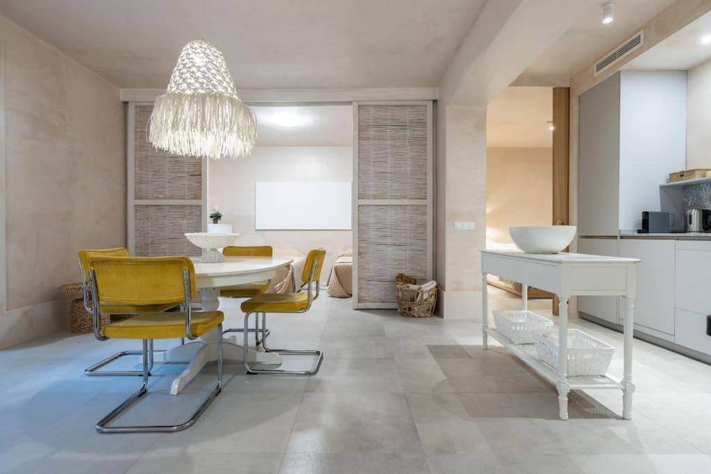Appartement Exclusivo Bajo Frente Al Mar - Playa La Caleta à Málaga Extérieur photo