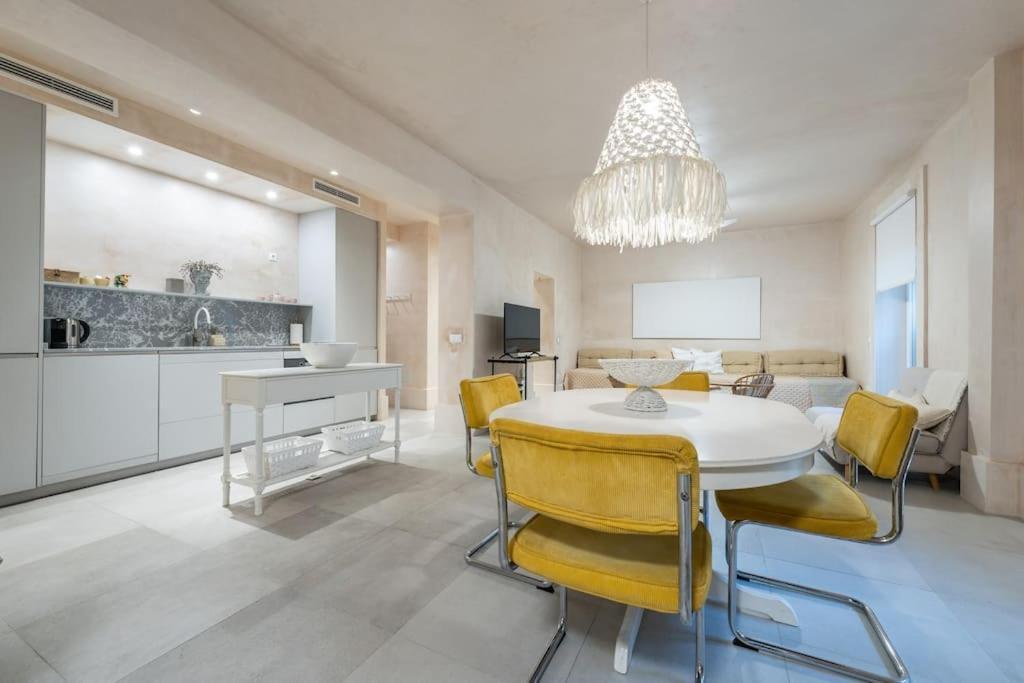 Appartement Exclusivo Bajo Frente Al Mar - Playa La Caleta à Málaga Extérieur photo
