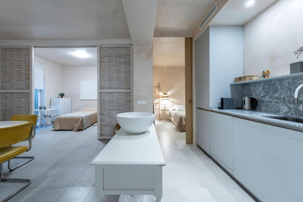 Appartement Exclusivo Bajo Frente Al Mar - Playa La Caleta à Málaga Extérieur photo