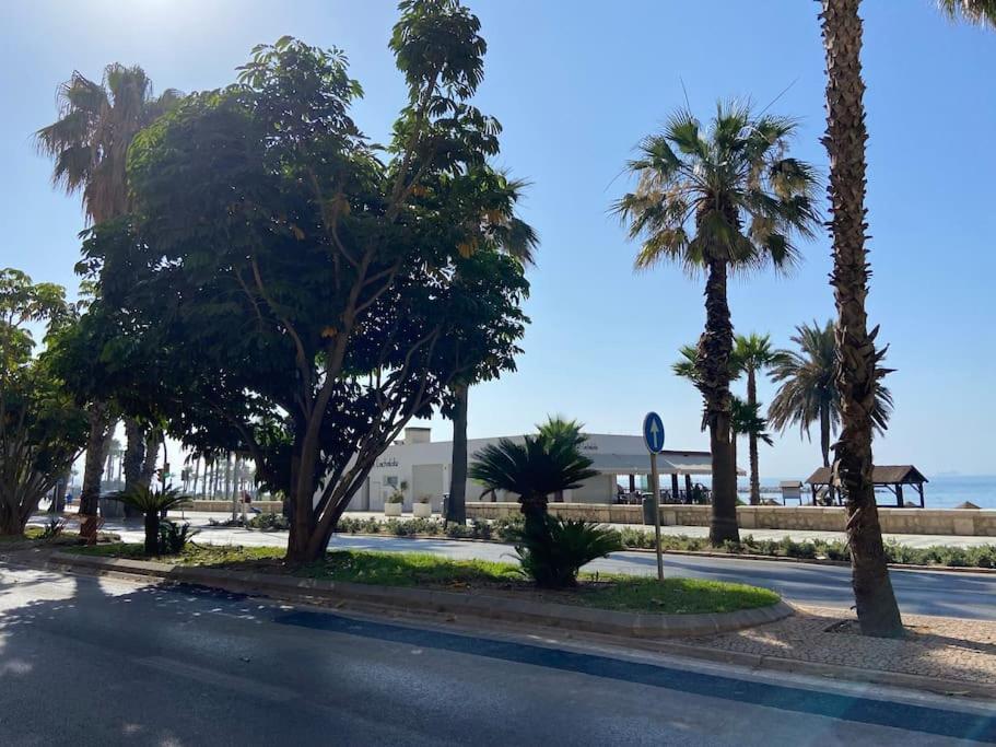 Appartement Exclusivo Bajo Frente Al Mar - Playa La Caleta à Málaga Extérieur photo