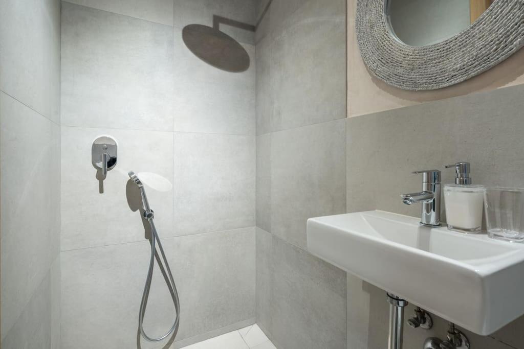 Appartement Exclusivo Bajo Frente Al Mar - Playa La Caleta à Málaga Extérieur photo