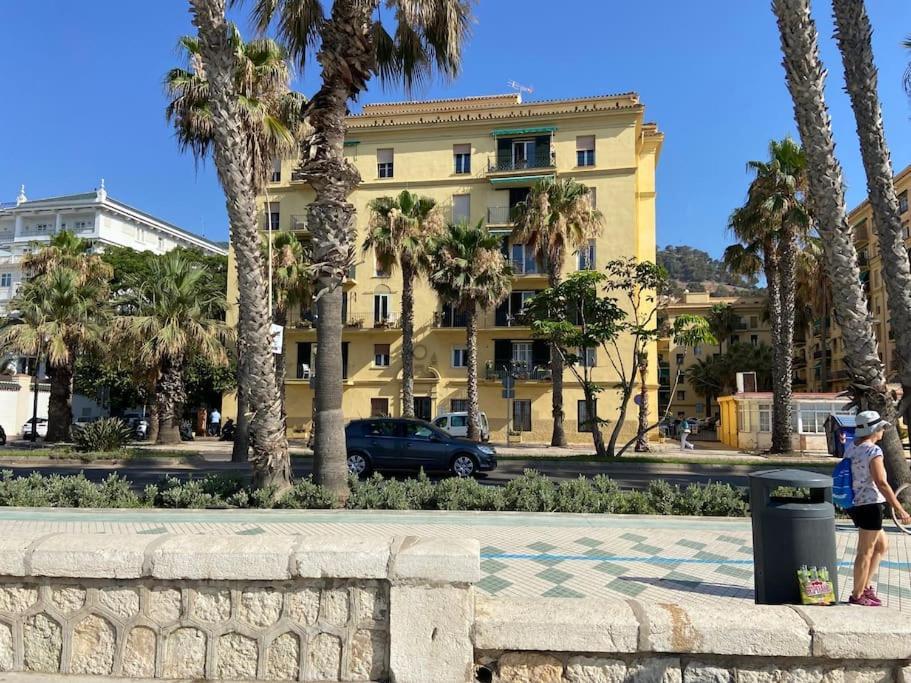 Appartement Exclusivo Bajo Frente Al Mar - Playa La Caleta à Málaga Extérieur photo