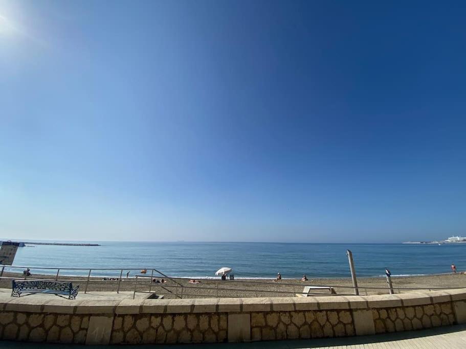 Appartement Exclusivo Bajo Frente Al Mar - Playa La Caleta à Málaga Extérieur photo