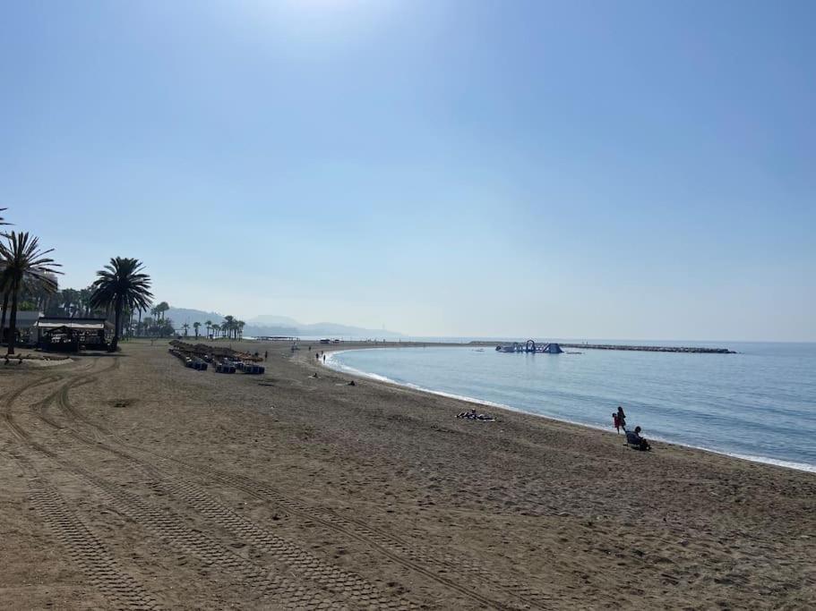 Appartement Exclusivo Bajo Frente Al Mar - Playa La Caleta à Málaga Extérieur photo